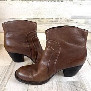Born Womens 10 Brown Mila Leather Ankle Boots Heeled Zipper